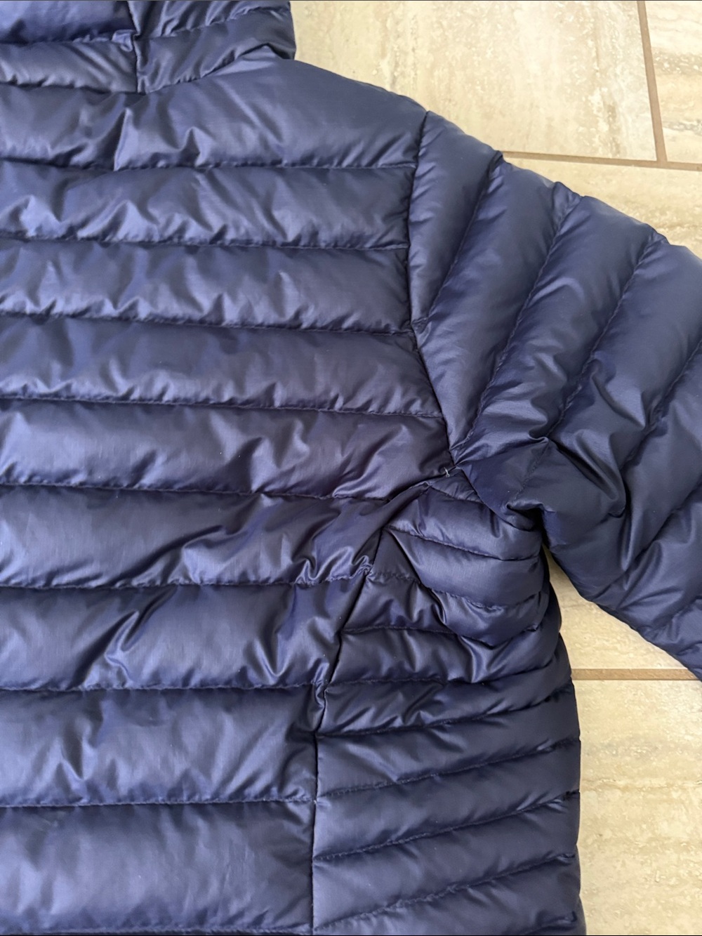 PATAGONIA Women’s Down Sweater Hoody, size XL - Picture 13 of 16
